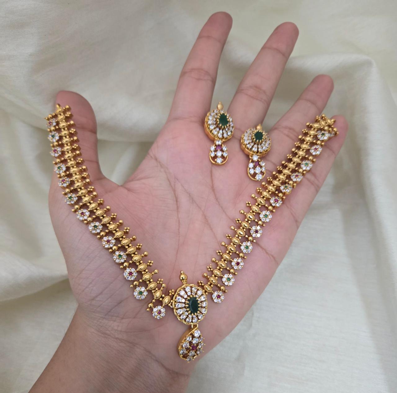 Ananya Floral Border Delicate Necklace Set - image 3