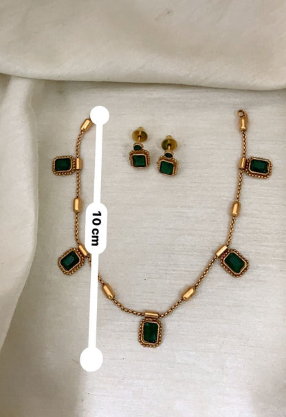 Uri Delicate Gemstone Necklace Set - GREEN - image 6
