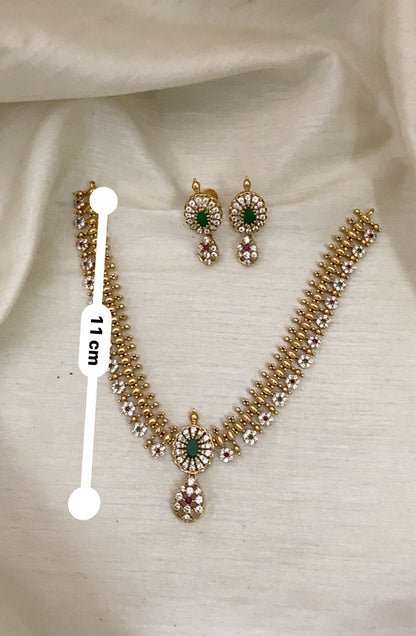 Ananya Floral Border Delicate Necklace Set - image 7