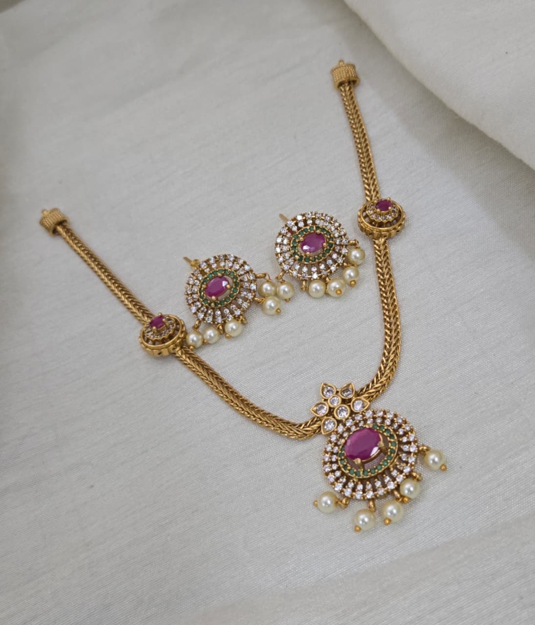Aadhya Antique Hasli Set - image 4