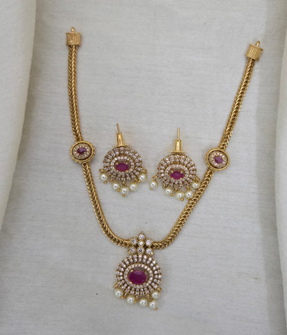 Aadhya Antique Hasli Set - ruby - image 3