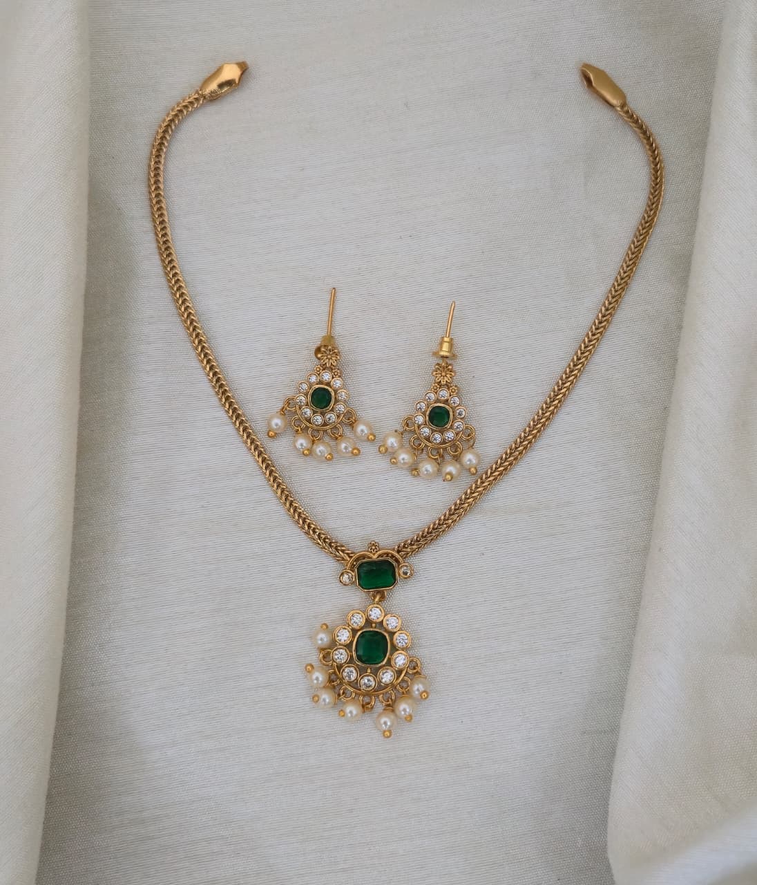 Emerald Nakshatra CZ Short Necklace Set - GREEN - image 2
