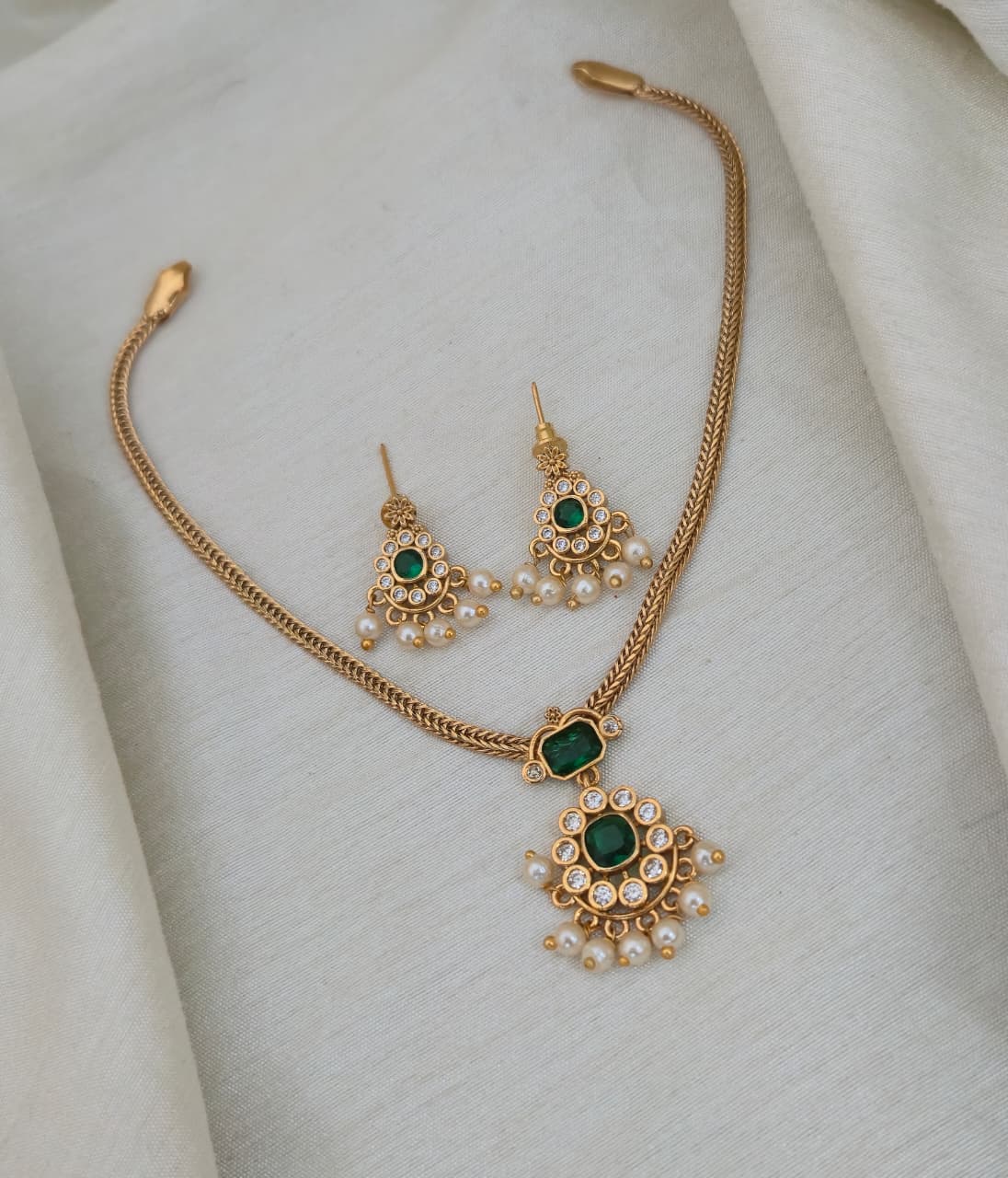 Emerald Nakshatra CZ Short Necklace Set - GREEN - image 4