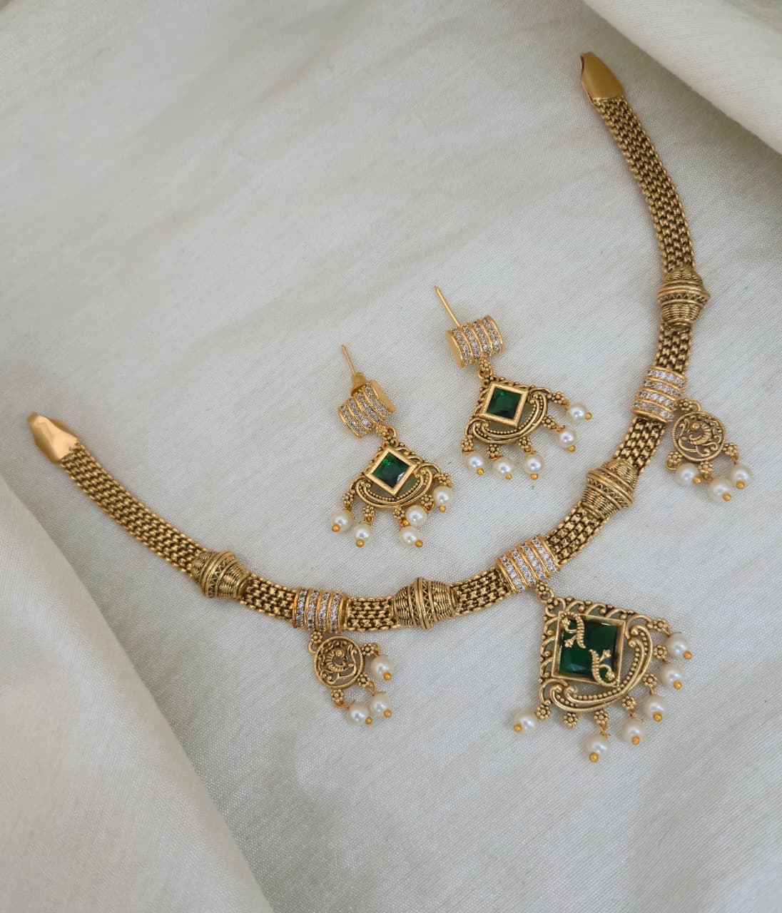 Ruhi Antique CZ Pearl Choker Set - Emerald Green - image 3