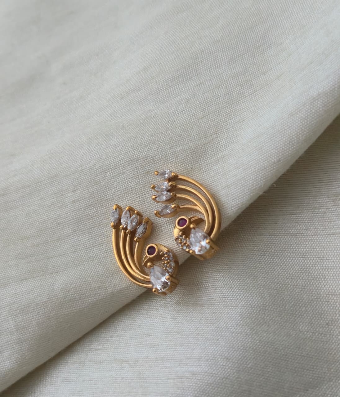 Peacock Feather Nakshatra CZ Ear Cuff - Clear/White - image 3