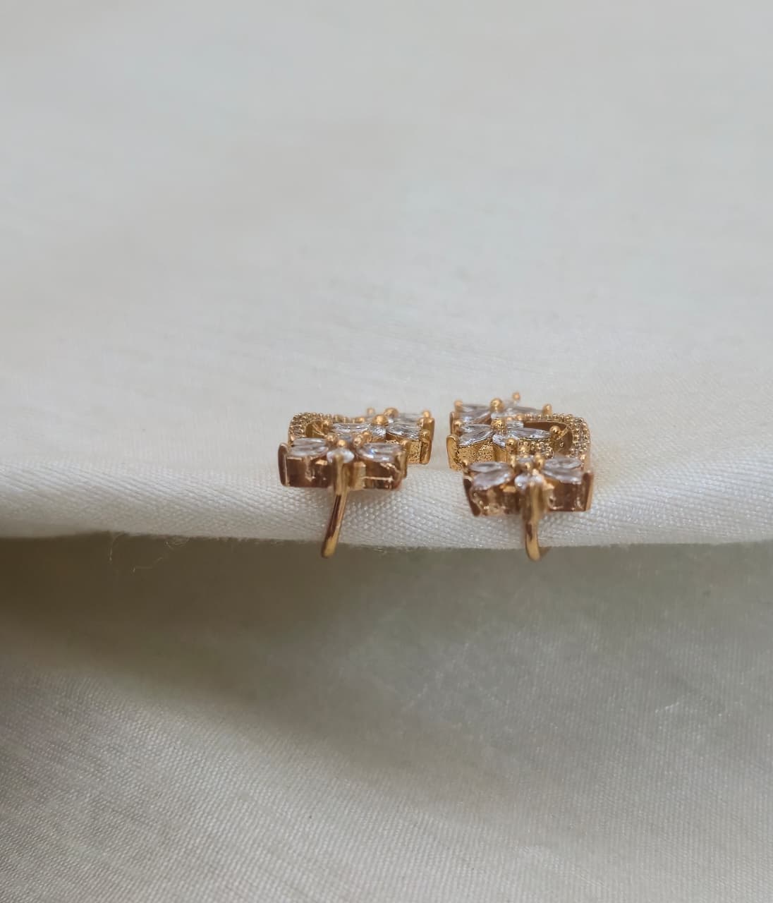 Malati Triple Floral Nakshatra Ear Cuff - Clear/White - image 5
