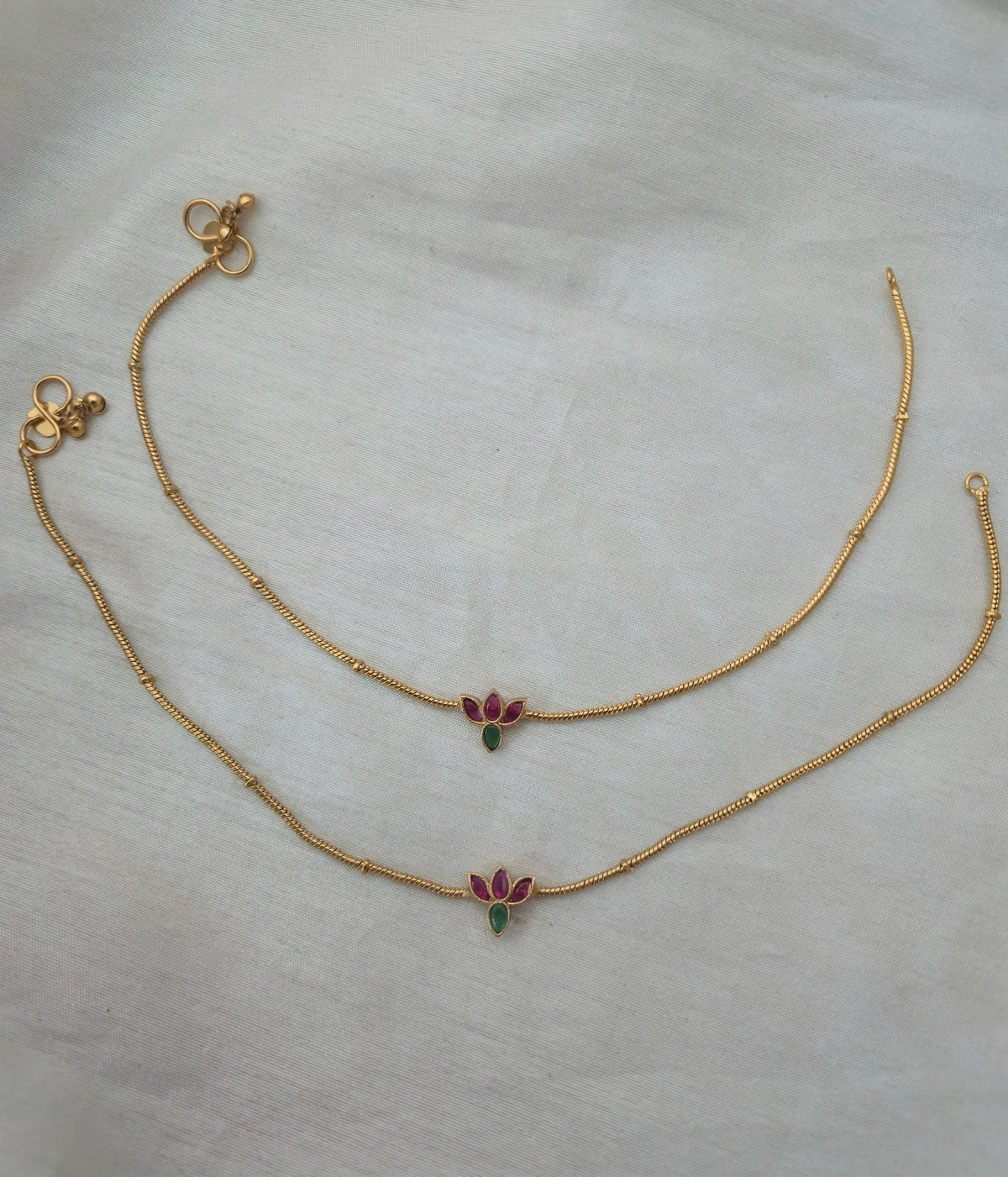 Sia Minimalist Kemp Anklet - image 4
