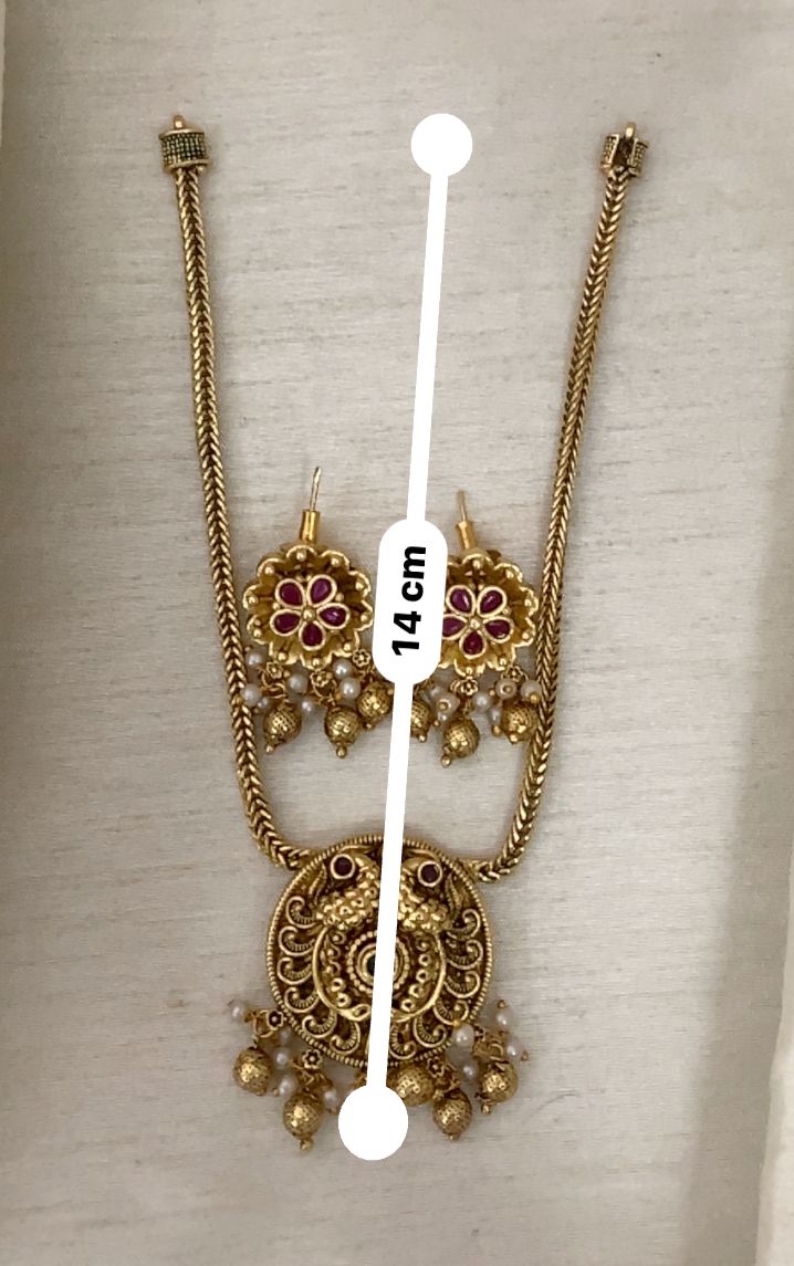 Ira Antique Pendant Necklace Set - image 7
