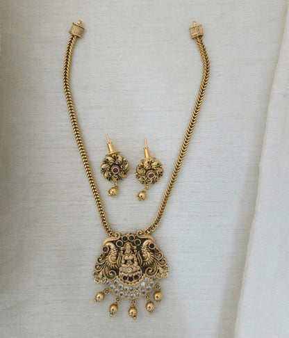 Drishi Temple Pendant Necklace Set - image 2