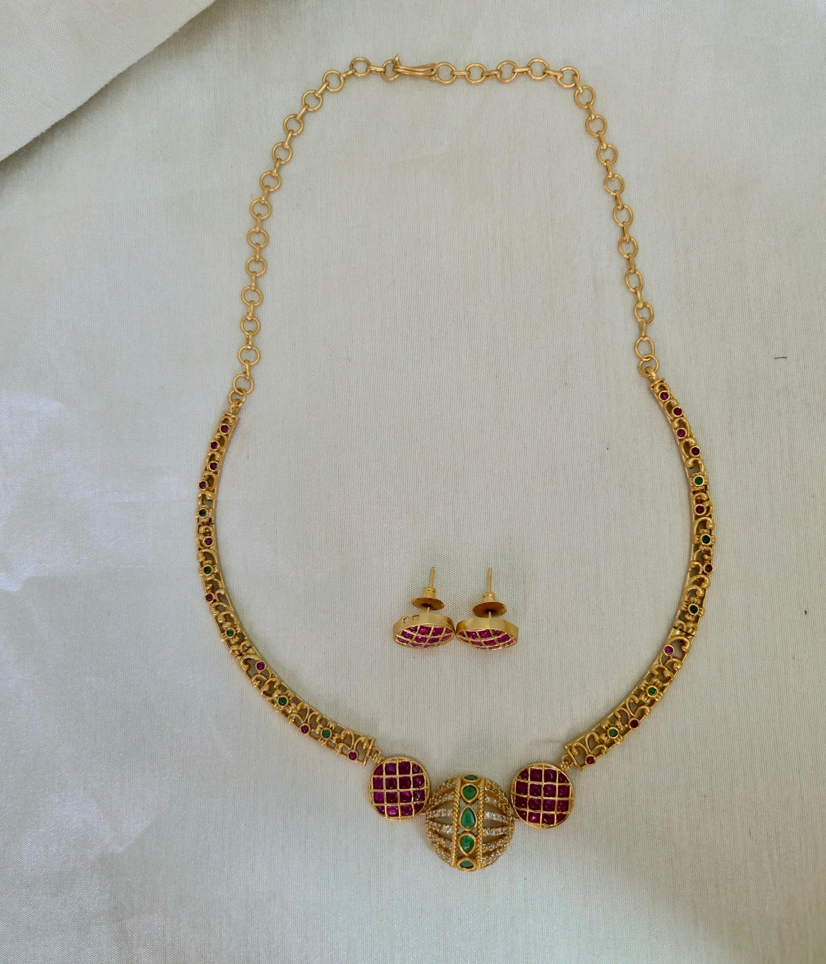Sphere Motif Necklace Set - Image 4