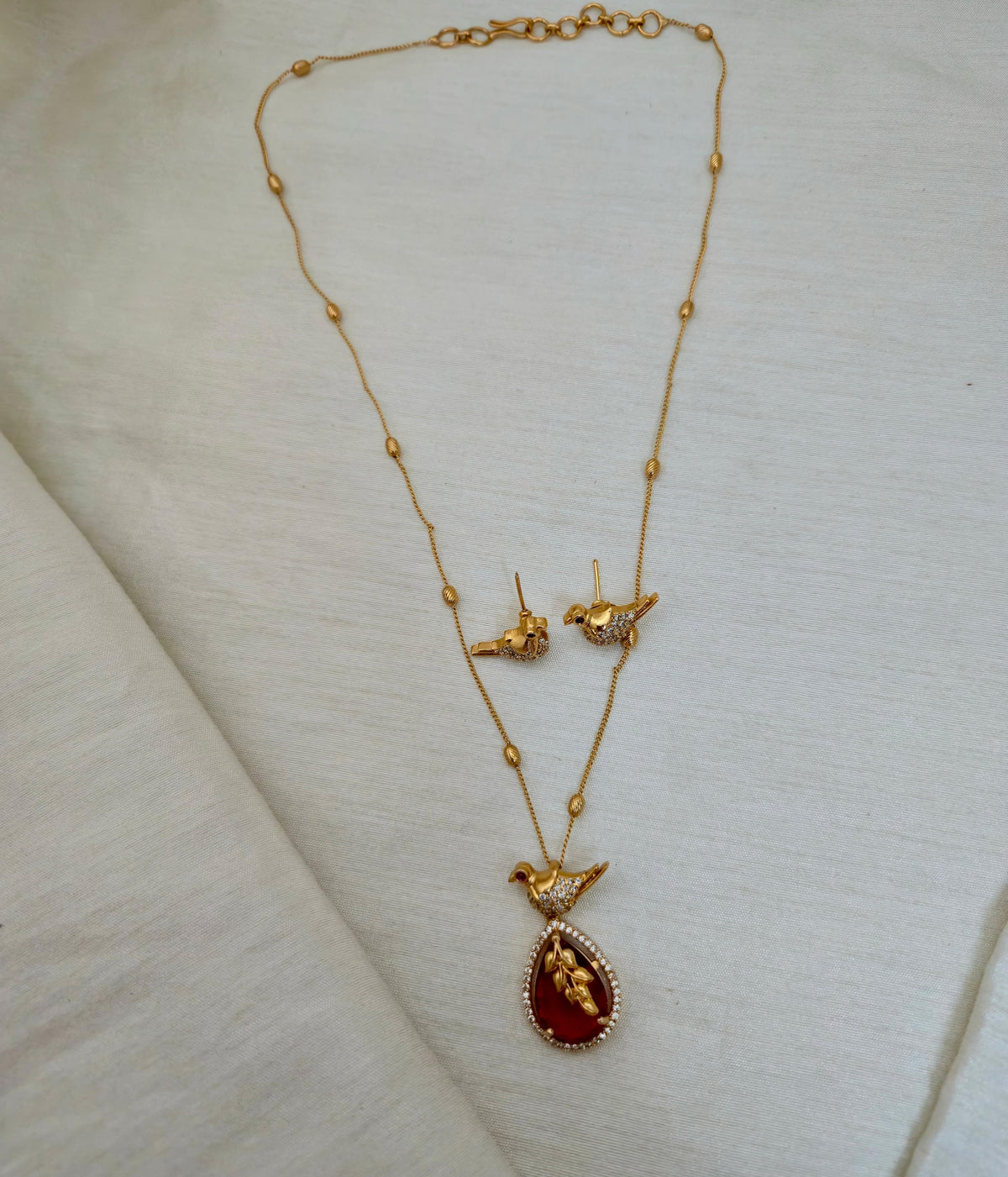 Bird Motif Pendant Set - Image 4