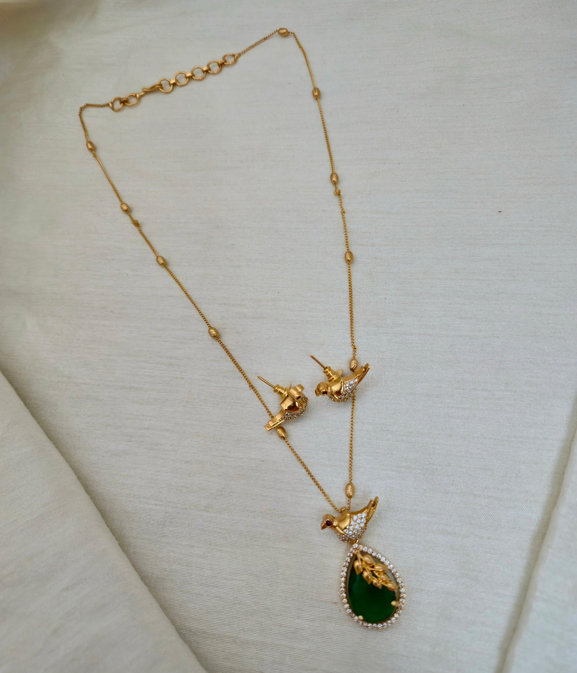 Bird Motif Pendant Set - Image 2