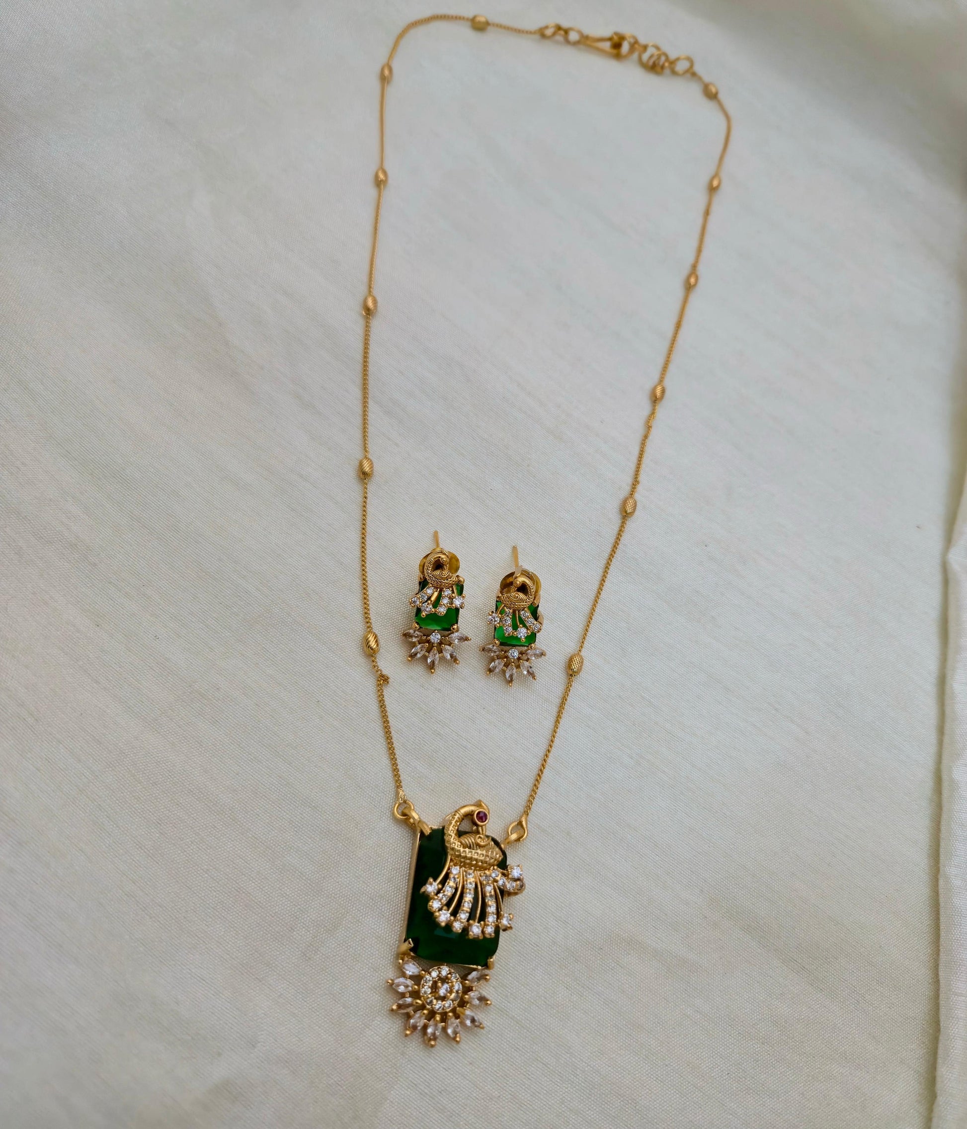 Rectangle Peacock Pendant Set - Image 3